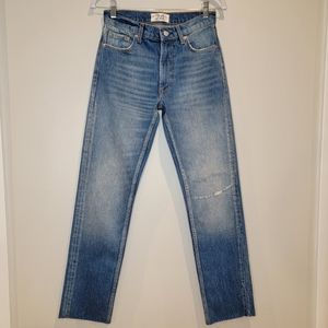 NWOT Free People Slim Fit Straight Leg Blue Denim Vixen Cigarette Jean sz 24